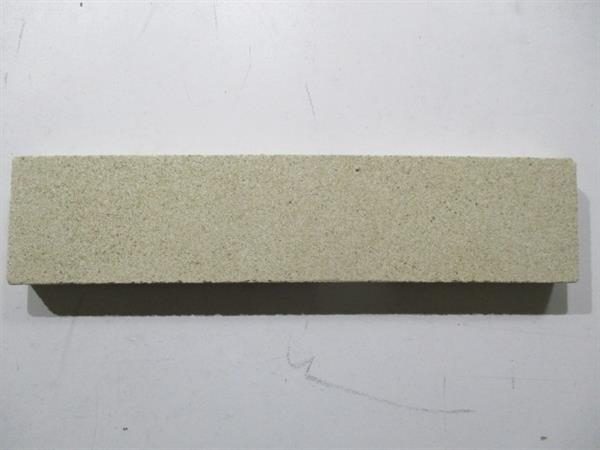 VERMICULITE BODENSTEIN VORNE